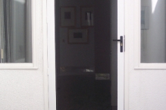 WHITE TRU-VIEW SECURITY SCREEN DOOR